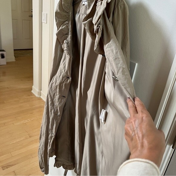 On Parle De Vous Ruffled Neck Belted Trench-coat in Beige XL - Picture 8 of 16